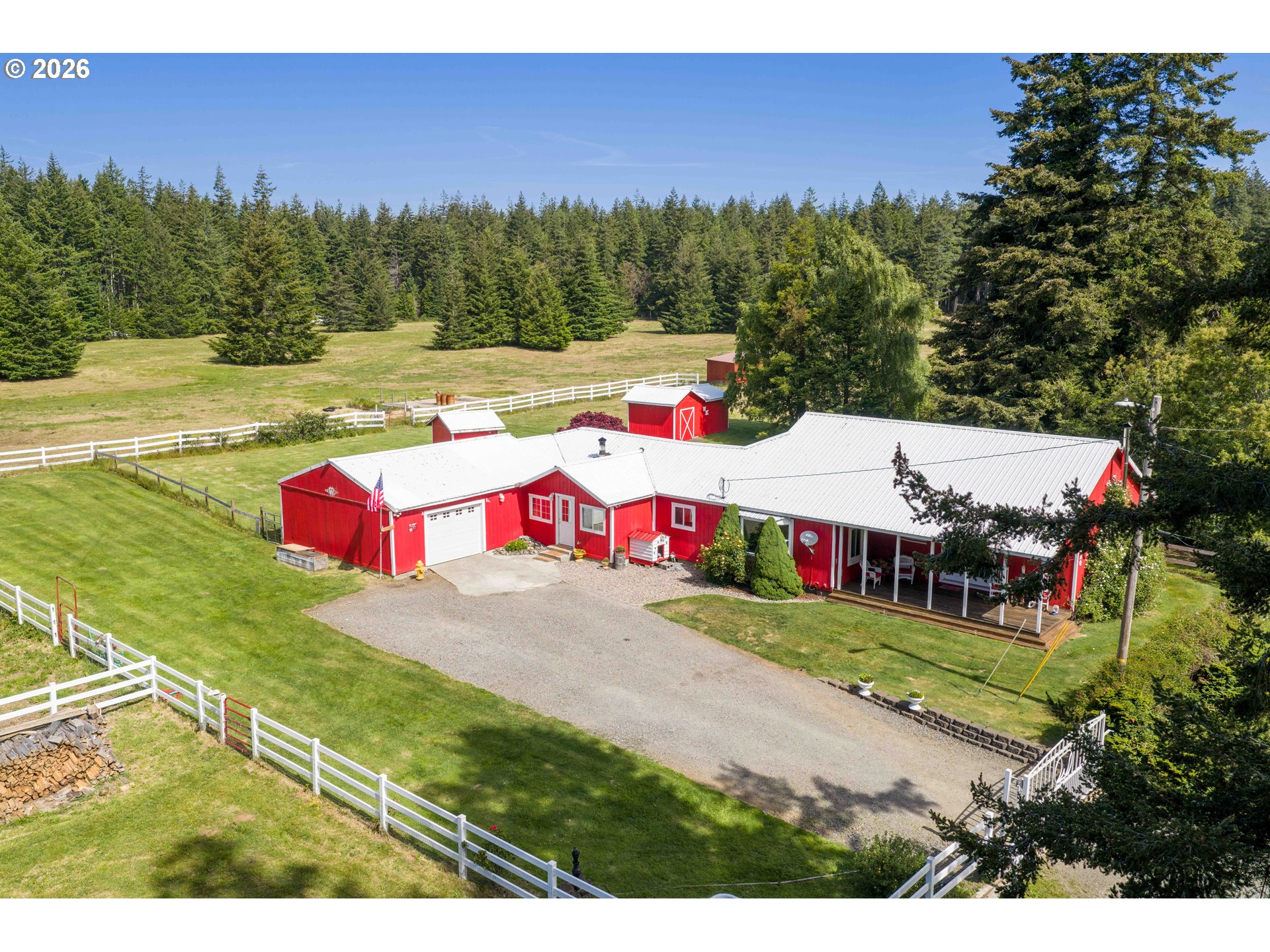 51520 Pioneer Road Bandon, OR 97411 - Photo 5 of 47