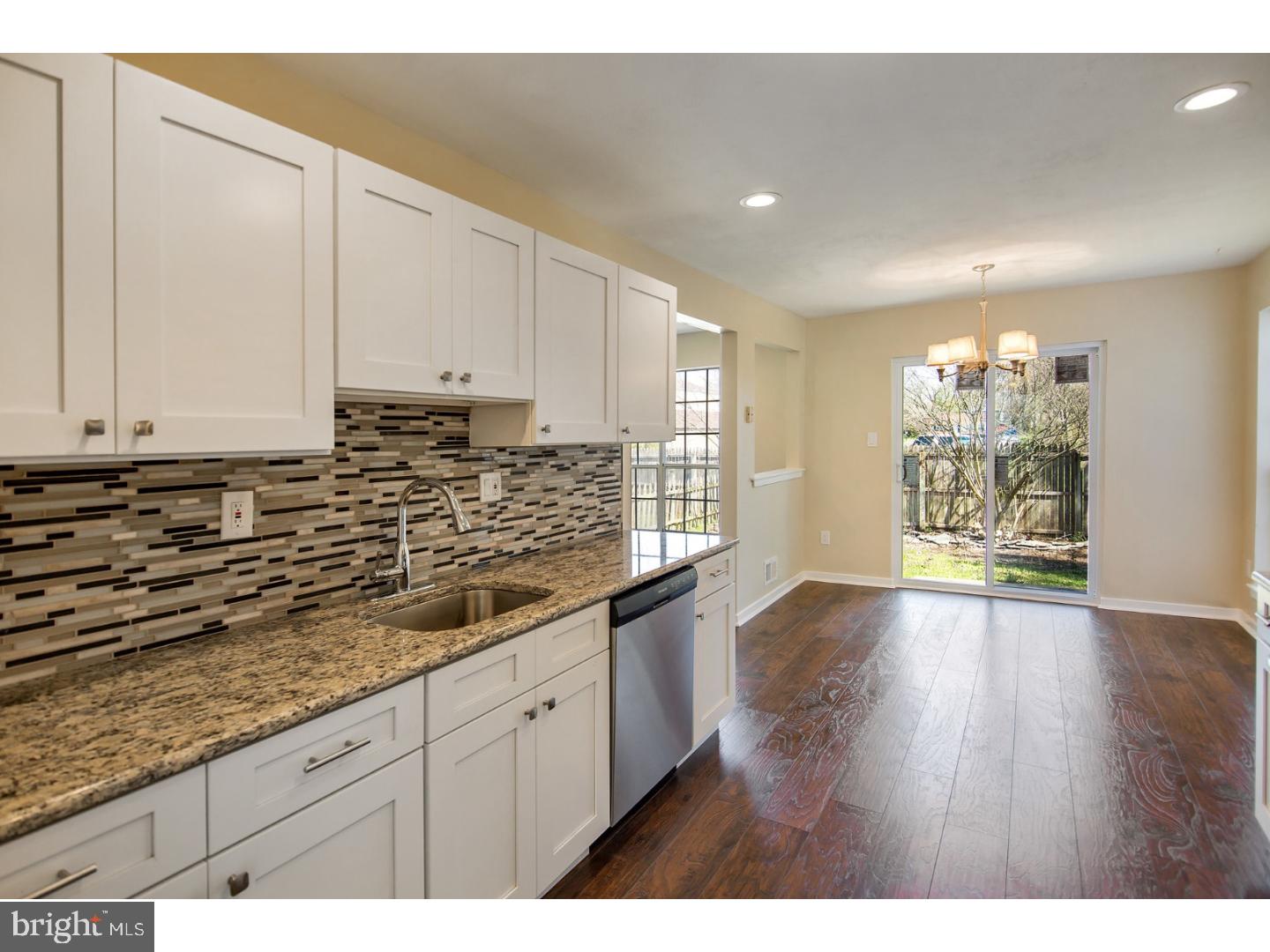 153 Crossing Way Lindenwold, NJ 08021 - Photo 4 of 23 Kitchen