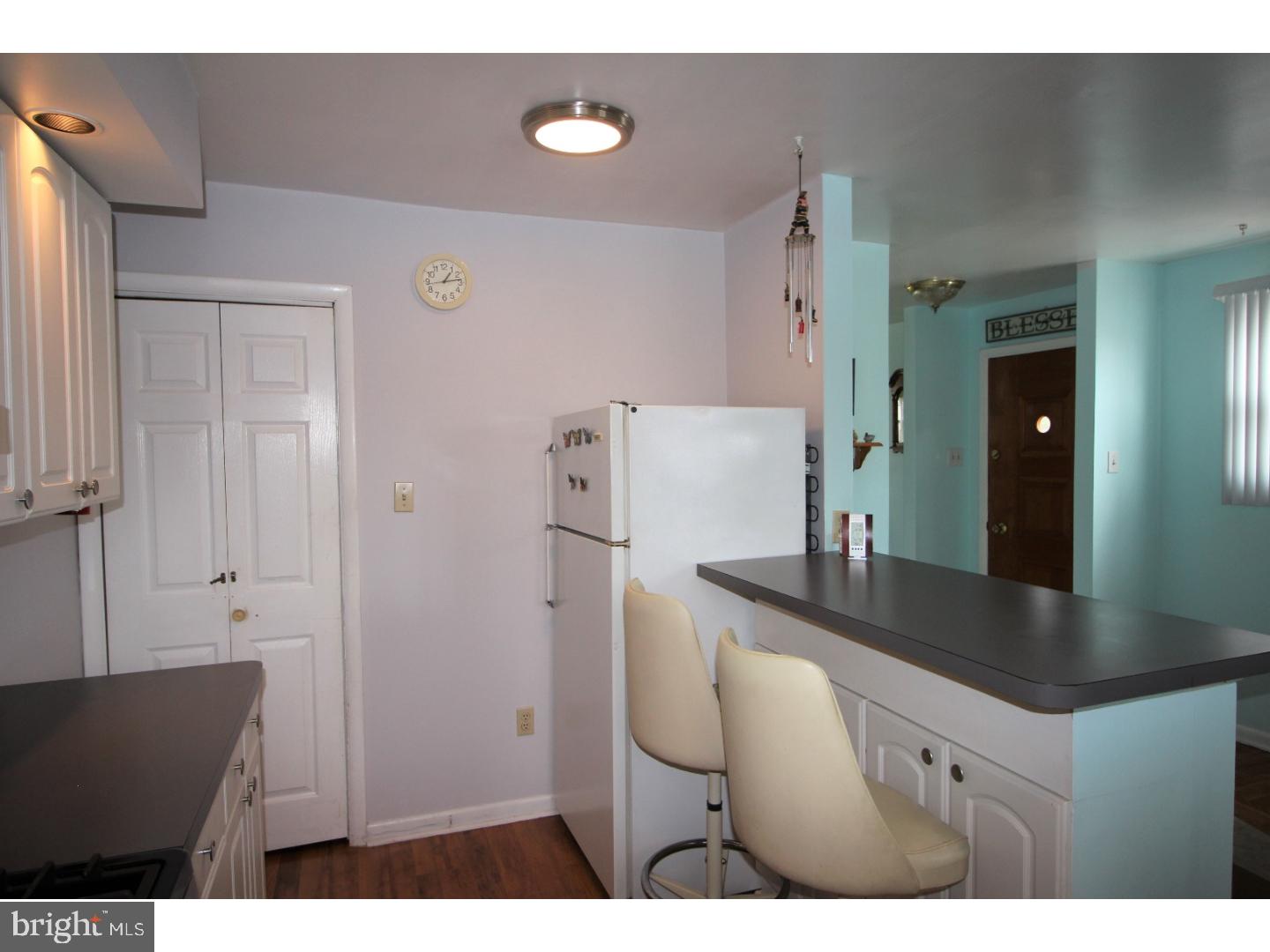 2853 Shipley Road Philadelphia, PA 19152 - Photo 3 of 25 Kitchen