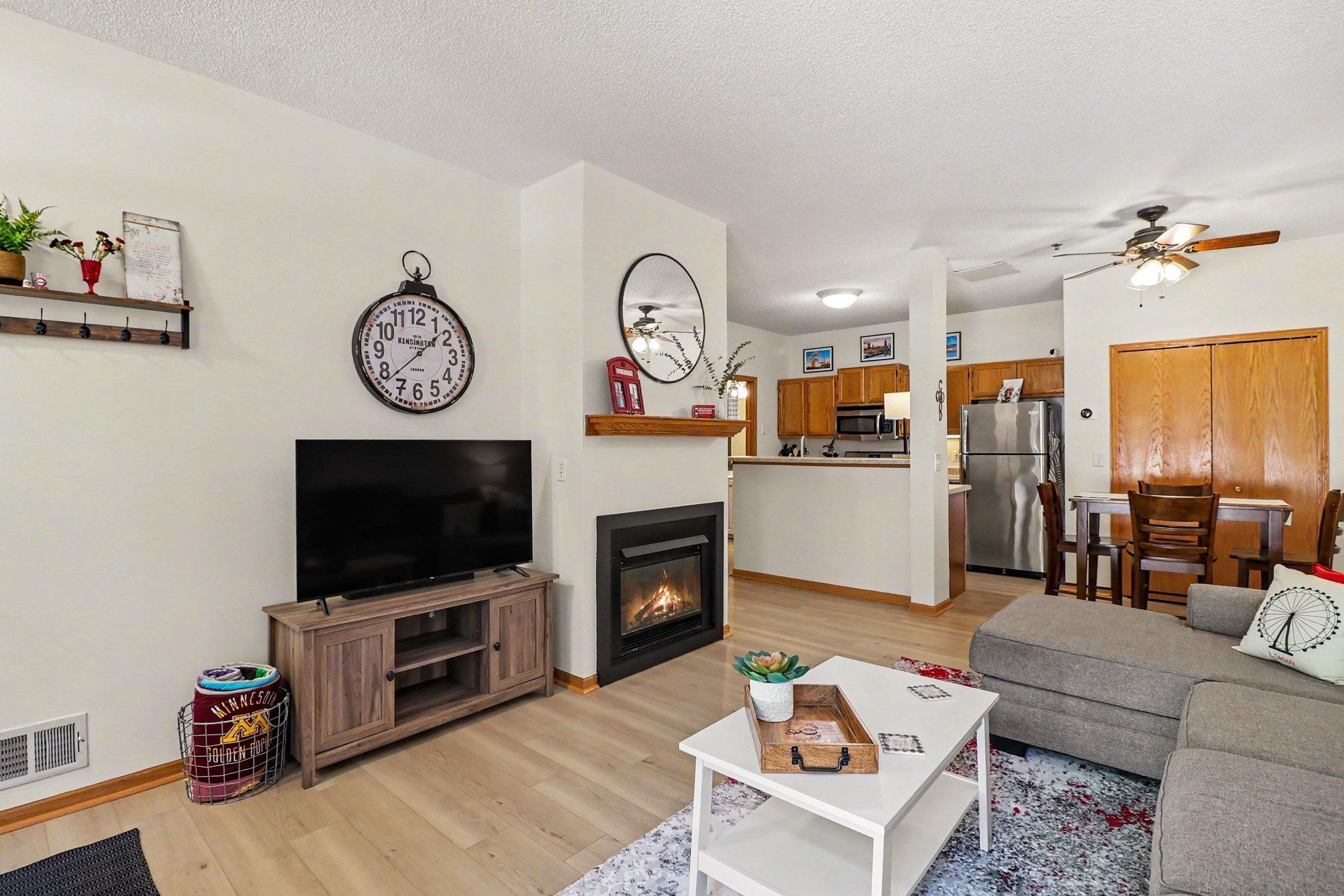 8443 Cortland Road Eden Prairie, MN 55344 - Photo 4 of 25
