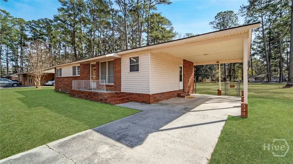 $1,800 | 201 East Myrtle Street, Rincon, GA 31326