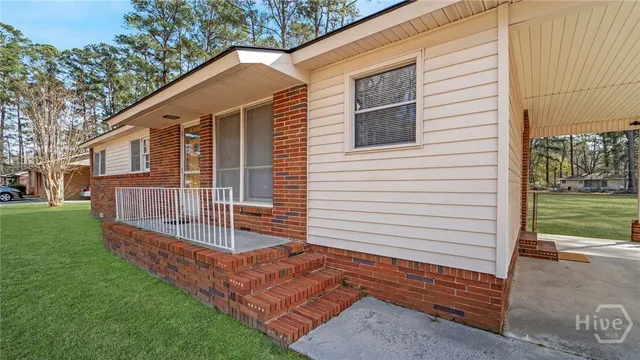 $1,800 | 201 East Myrtle Street, Rincon, GA 31326