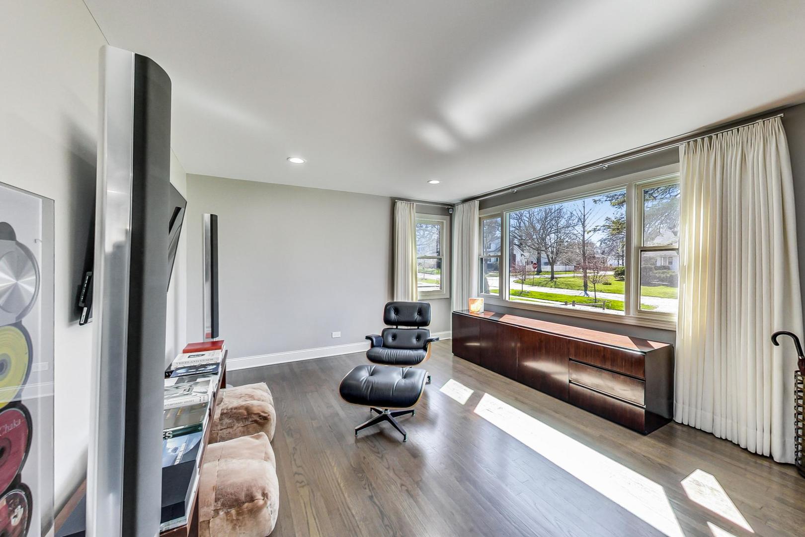 1291 Edgewood Road Lake Forest, IL 60045 - Photo 5 of 35