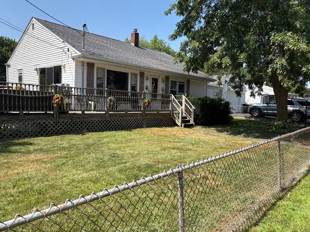 $500,000 | 126 King Street, Blackstone, MA 01504