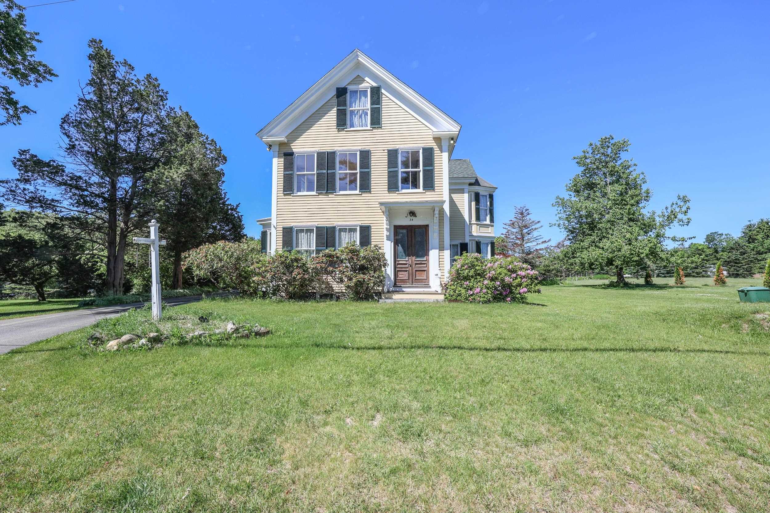 34 Post Road, Unit 3 North Hampton, NH 03862 - Photo 2 of 47