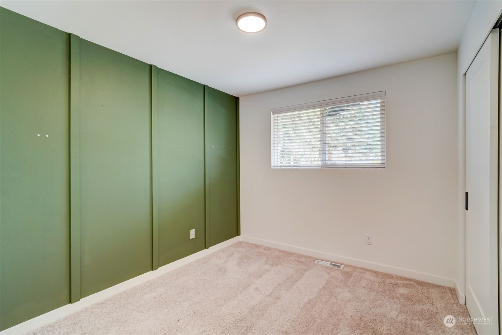9247 Northeast 180th Street Bothell, WA 98011 - Photo 10 of 28 Gallery Image 10