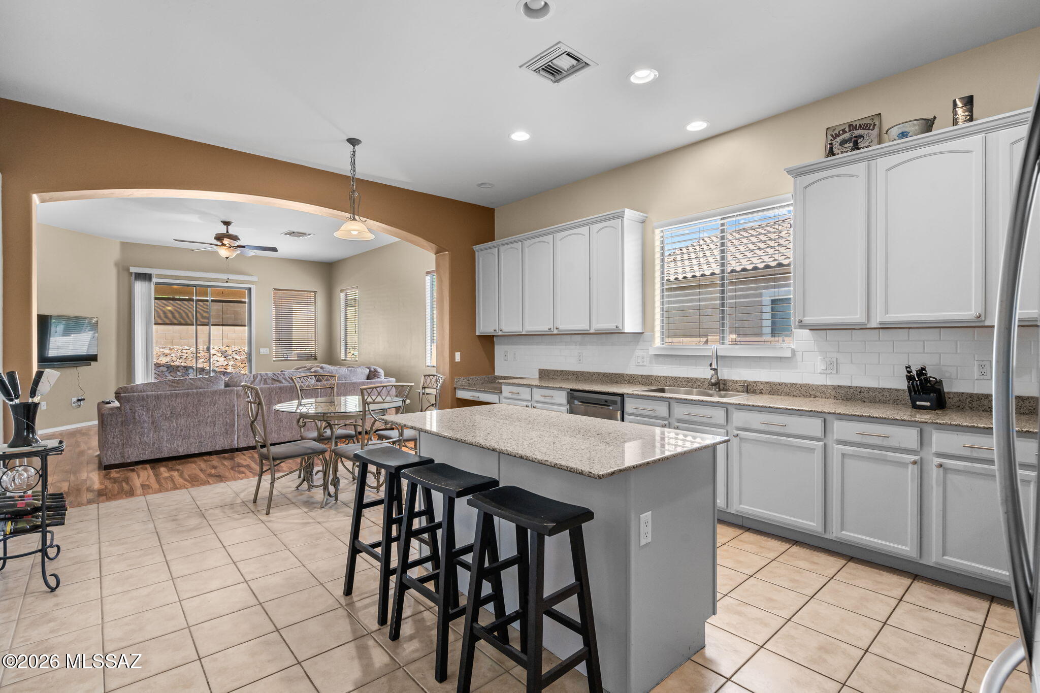 12904 Bloomington Loop Tucson, AZ 85755 - Photo 5 of 37