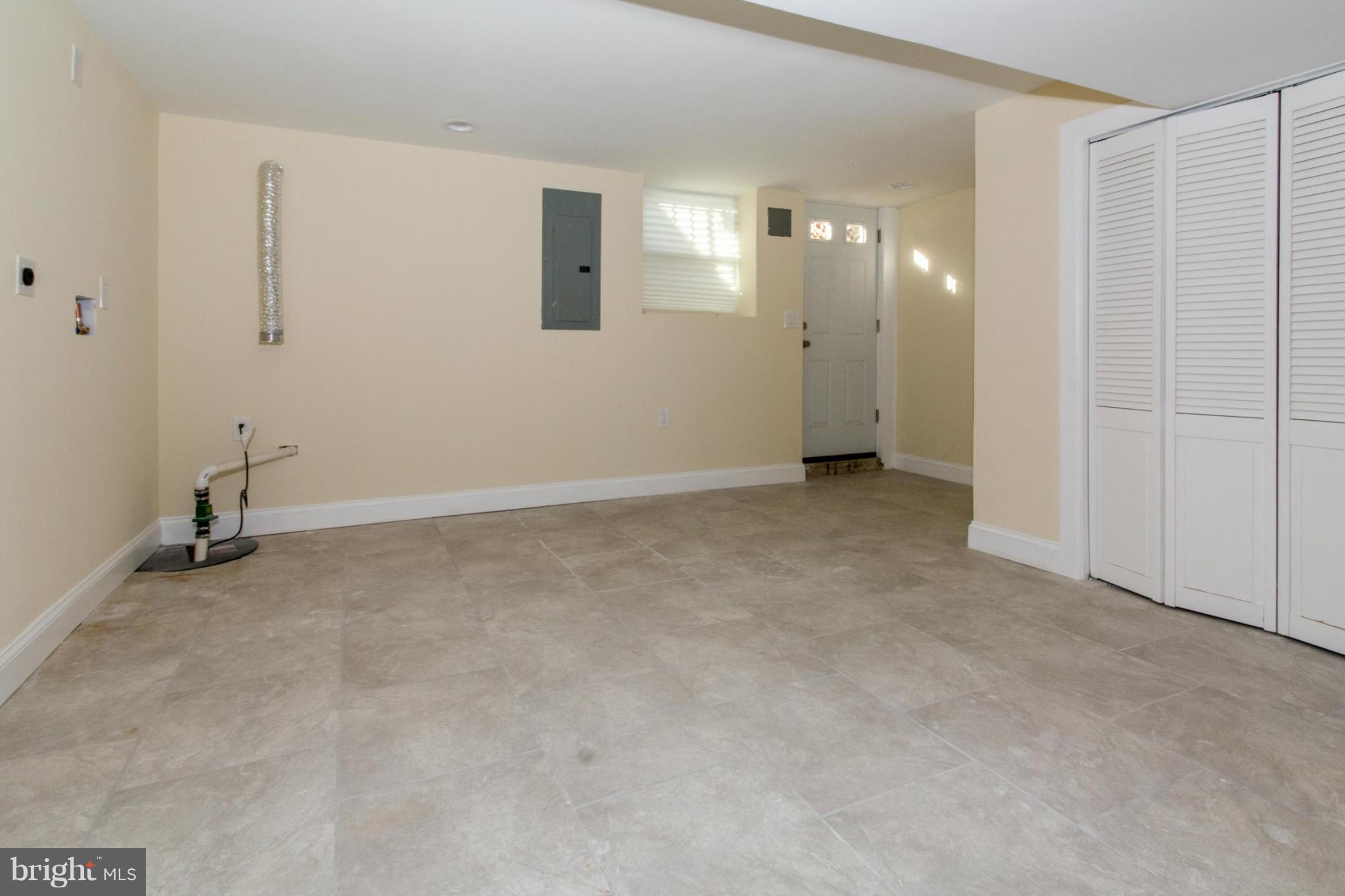 604 Brisbane Road Baltimore, MD 21229 - Photo 26 of 30 a view of an empty room