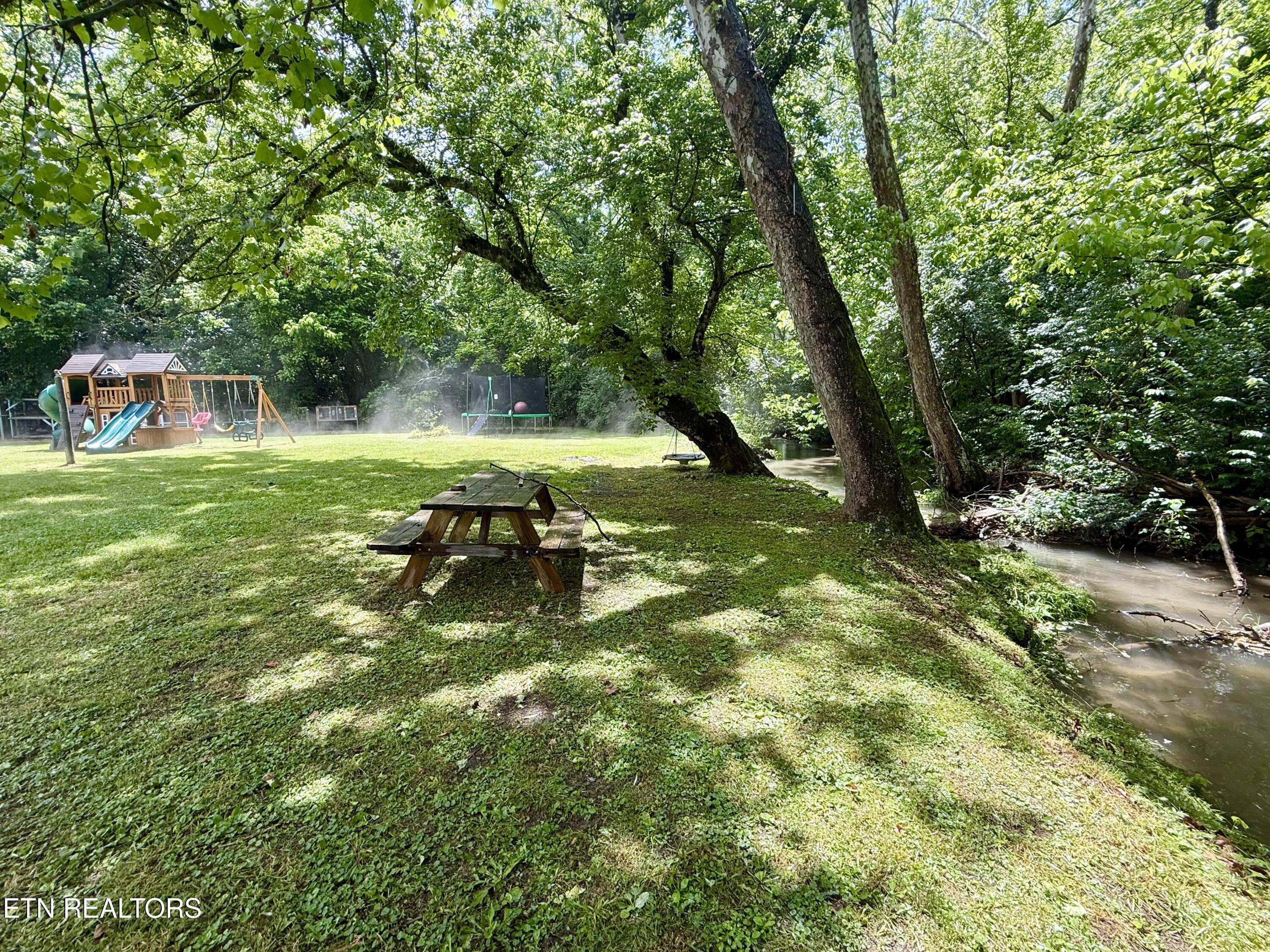 380 Glenwood Road Bristol, TN 37620 - Photo 19 of 25 IMG_8167