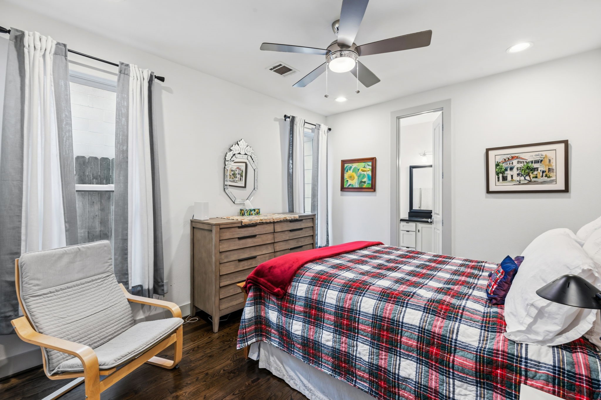 916 Yale Street, Unit A Houston, TX 77008 - Photo 41 of 50