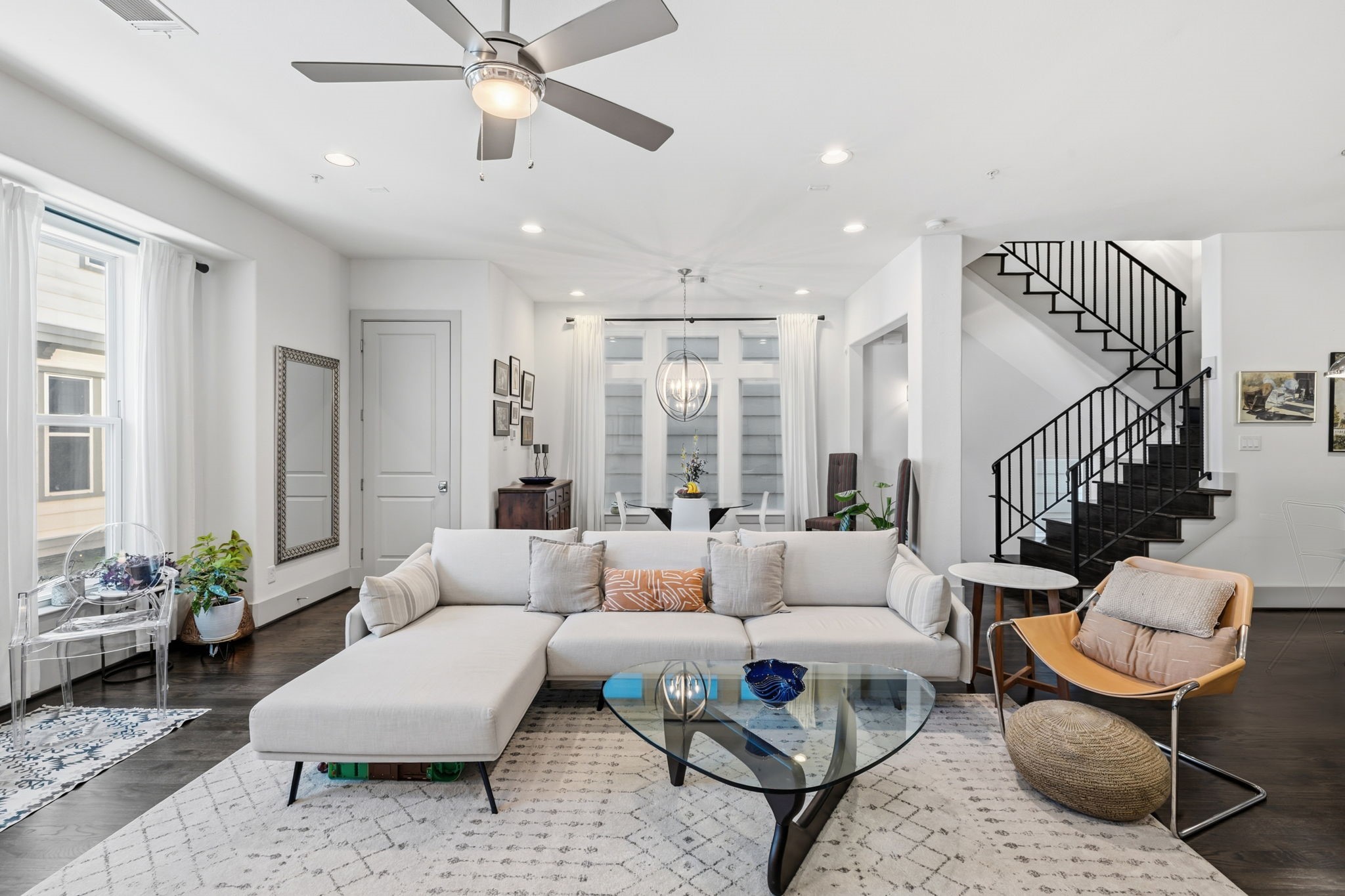 916 Yale Street, Unit A Houston, TX 77008 - Photo 6 of 50