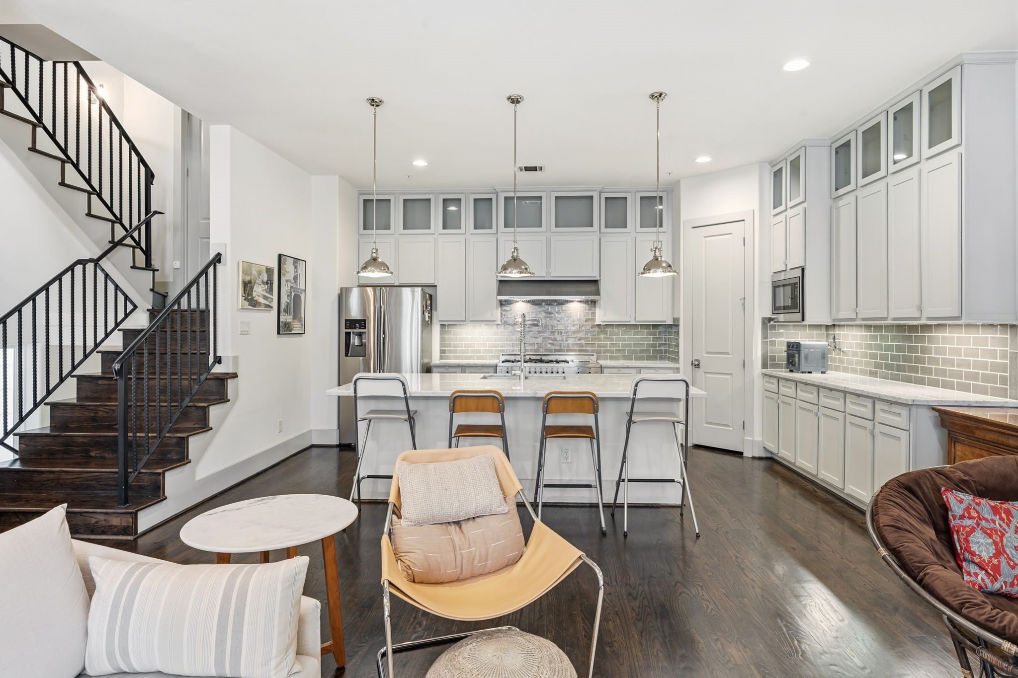 916 Yale Street, Unit A Houston, TX 77008 - Photo 9 of 50