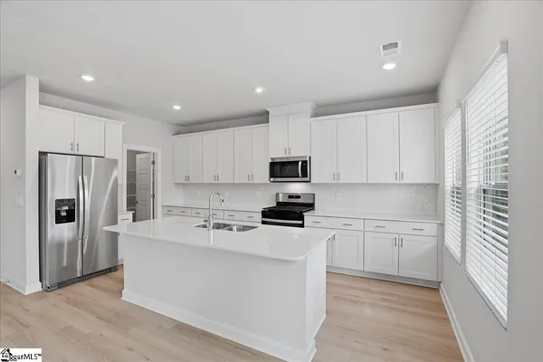 $319,900 | 1548 Switchback Circle, Moore, SC 29369