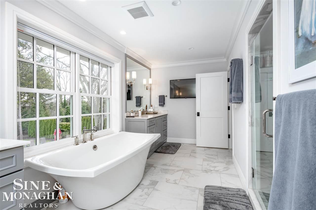 570 Shelden Road Grosse Pointe Shores, MI 48236 - Photo 47 of 66