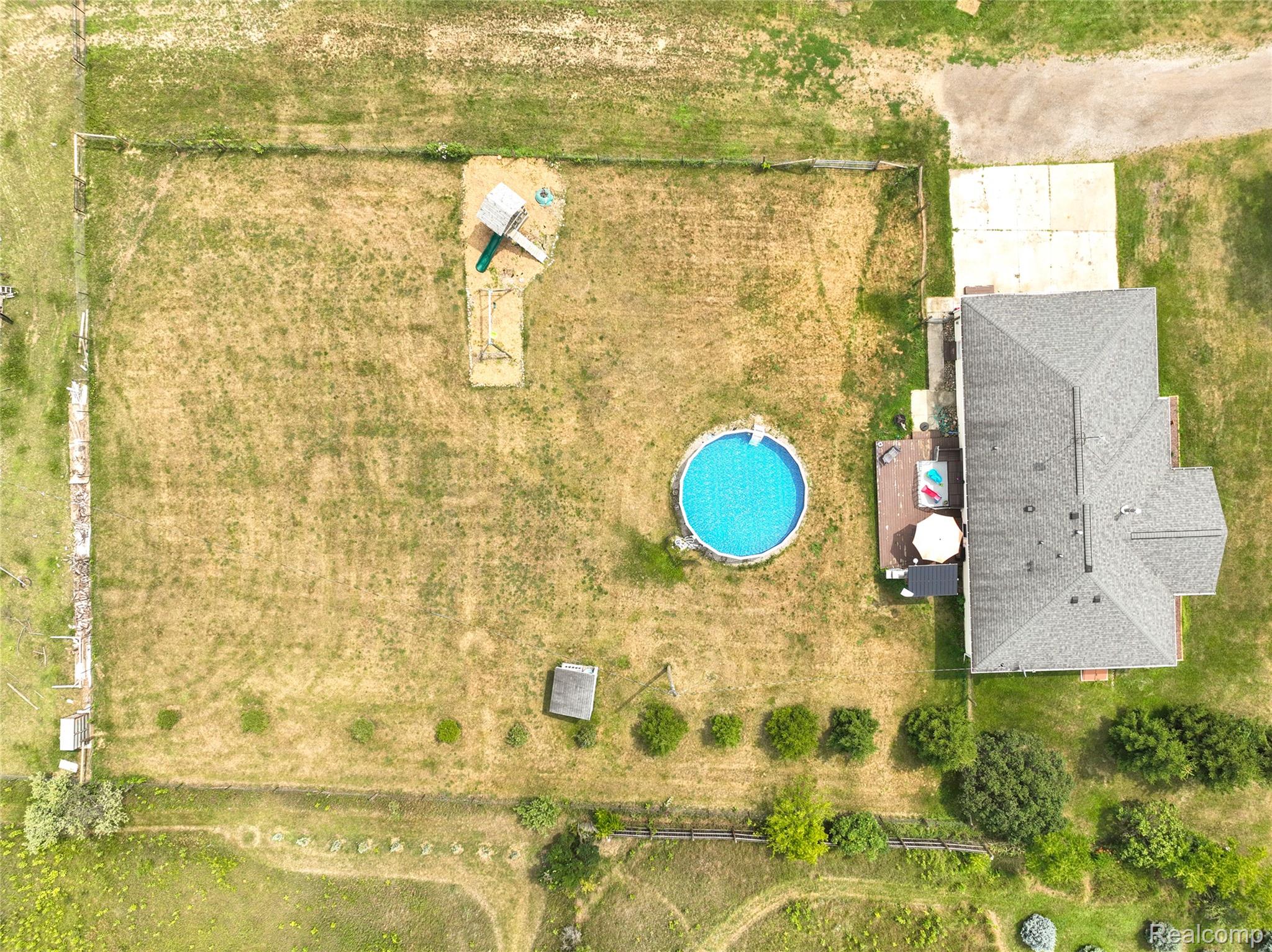 2281 Swan Road Dansville, MI 48819 - Photo 31 of 36 08.jpg