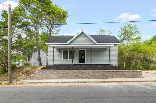 $169,900 | 321 South Branch Street, Reidsville, NC 27320