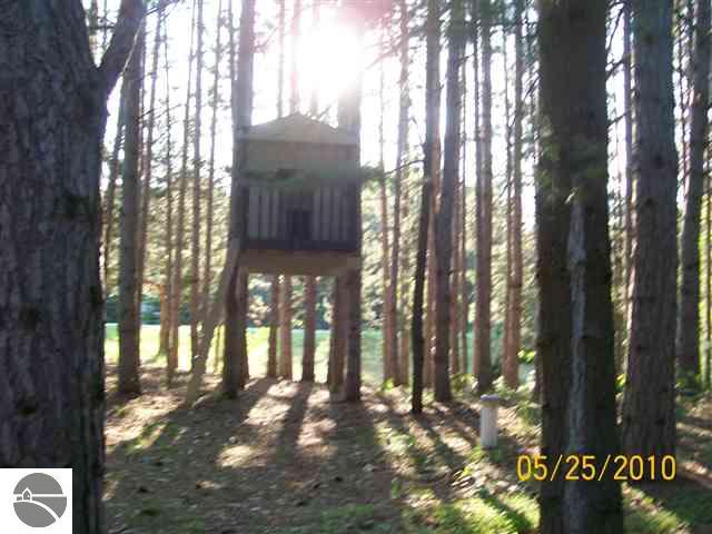 4784 Ridgewater Run Traverse City, MI 49685 - Photo 13 of 14 1716445-12.JPG