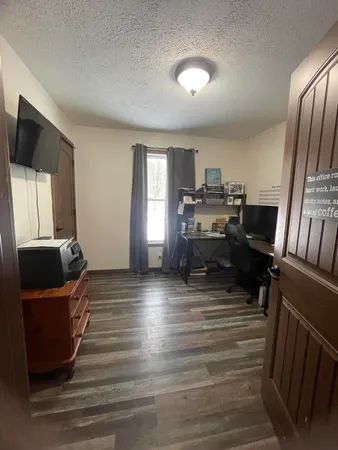 $639,900 | 33067 School Street, Dowagiac, MI 49047