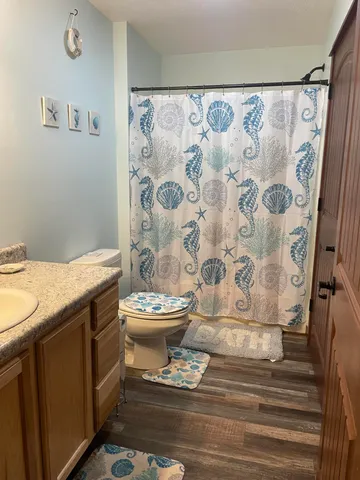 $639,900 | 33067 School Street, Dowagiac, MI 49047