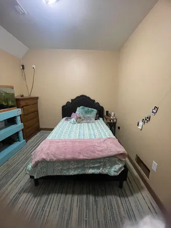 $639,900 | 33067 School Street, Dowagiac, MI 49047