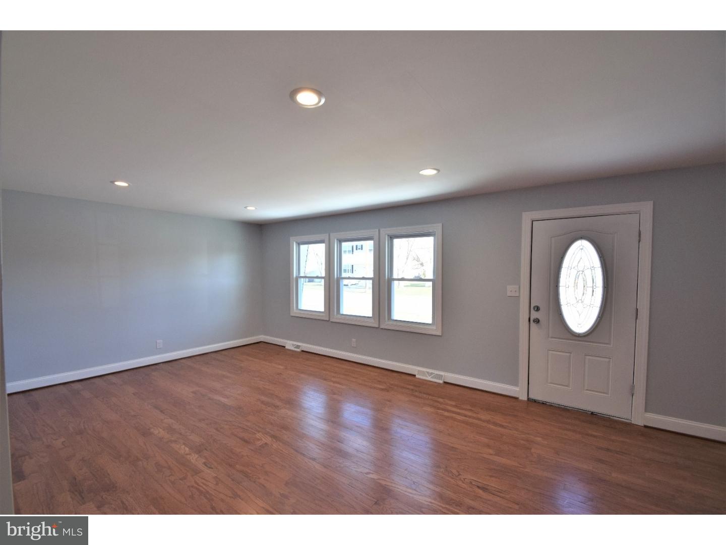 17 Marlyn Road Newark, DE 19713 - Photo 4 of 13