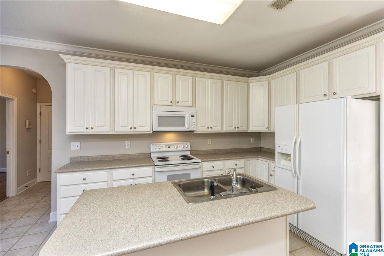 100 Silverstone Lane Alabaster, AL 35007 - Photo 15 of 44