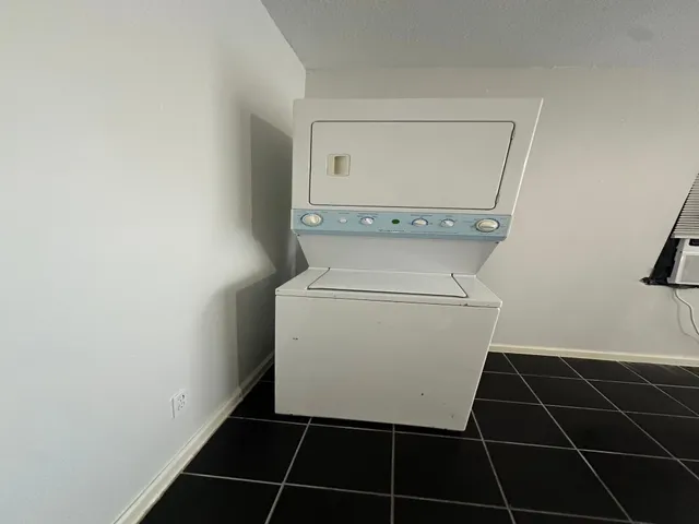 $725 | 4108 Whirlaway Drive, Pasadena, TX 77503