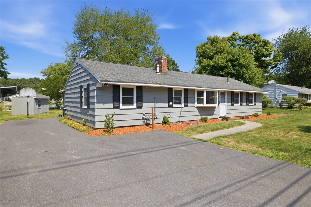 154 Maple Street Lexington, MA 02420 - Photo 20 of 25 Gallery Image 20