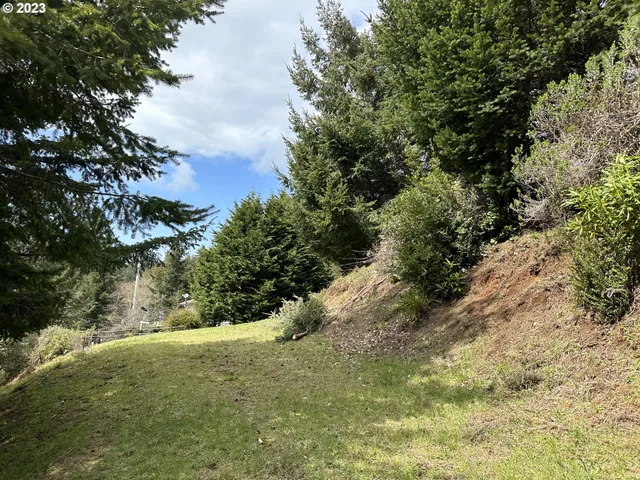 $85,000 | 6894 Pacific Terrace Loop, Brookings, OR 97415