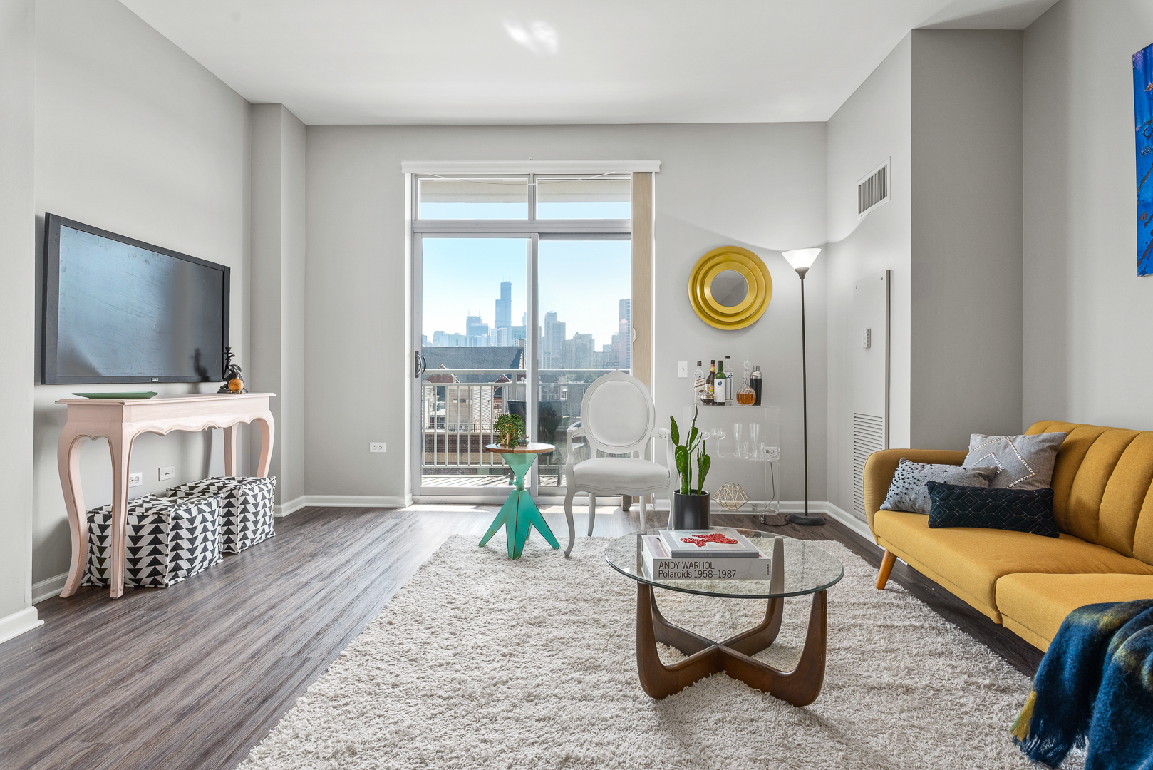 511 West Division Street, Unit 510 Chicago, IL 60610 - Photo 3 of 19