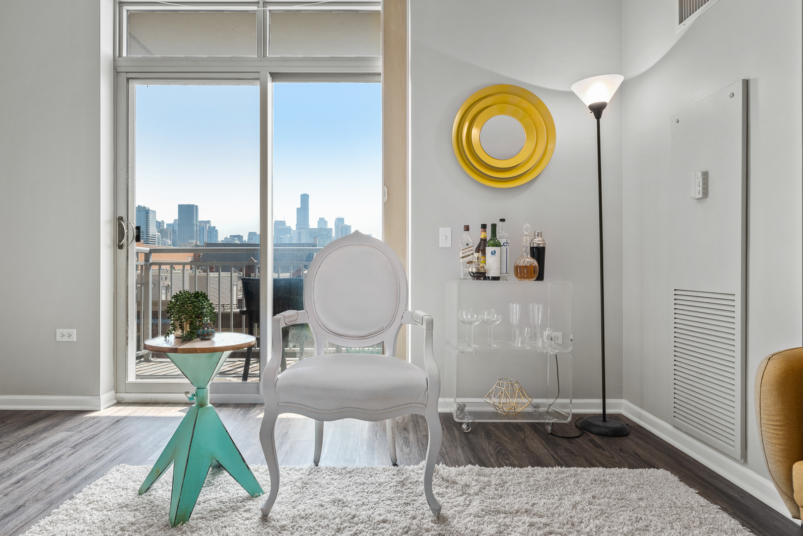511 West Division Street, Unit 510 Chicago, IL 60610 - Photo 4 of 19
