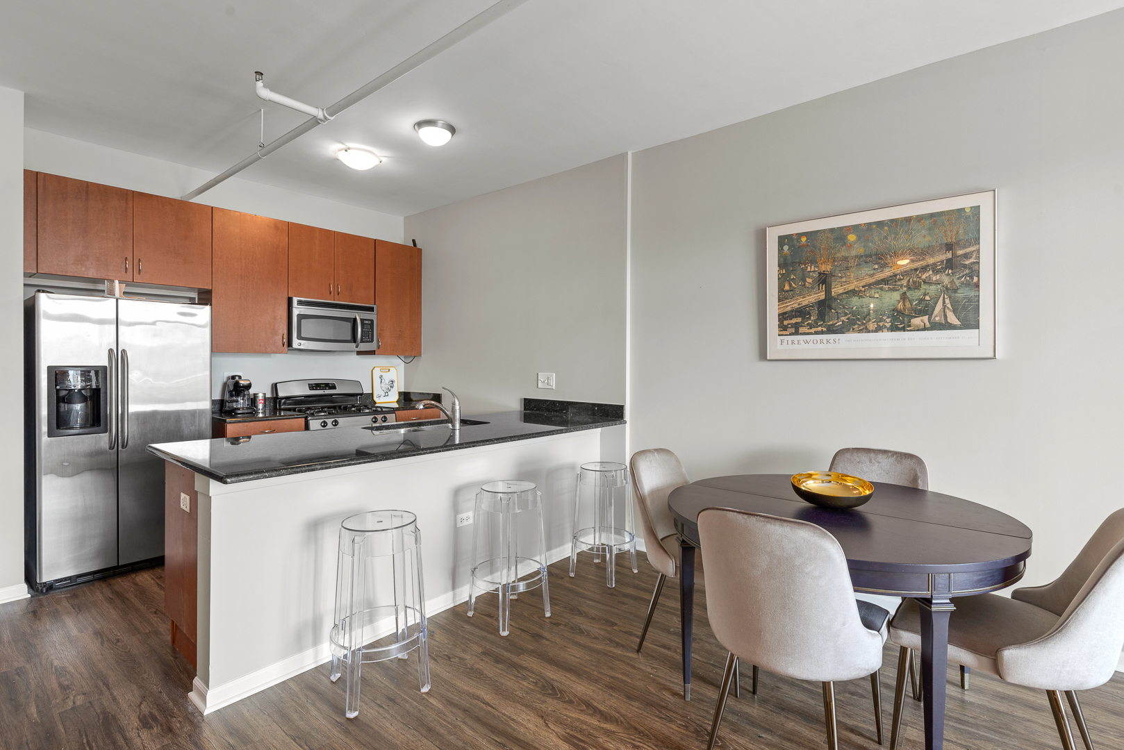 511 West Division Street, Unit 510 Chicago, IL 60610 - Photo 7 of 19
