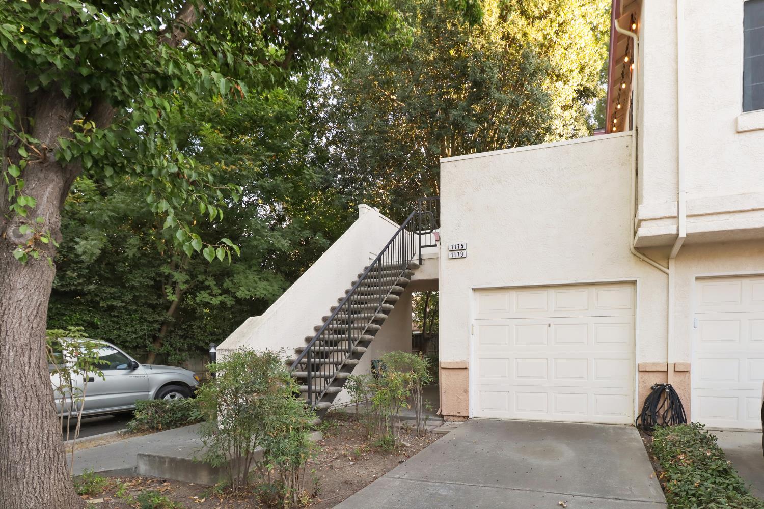 1175 Greene Terrace Davis, CA 95618 - Photo 32 of 35 a view of a back yard of the house