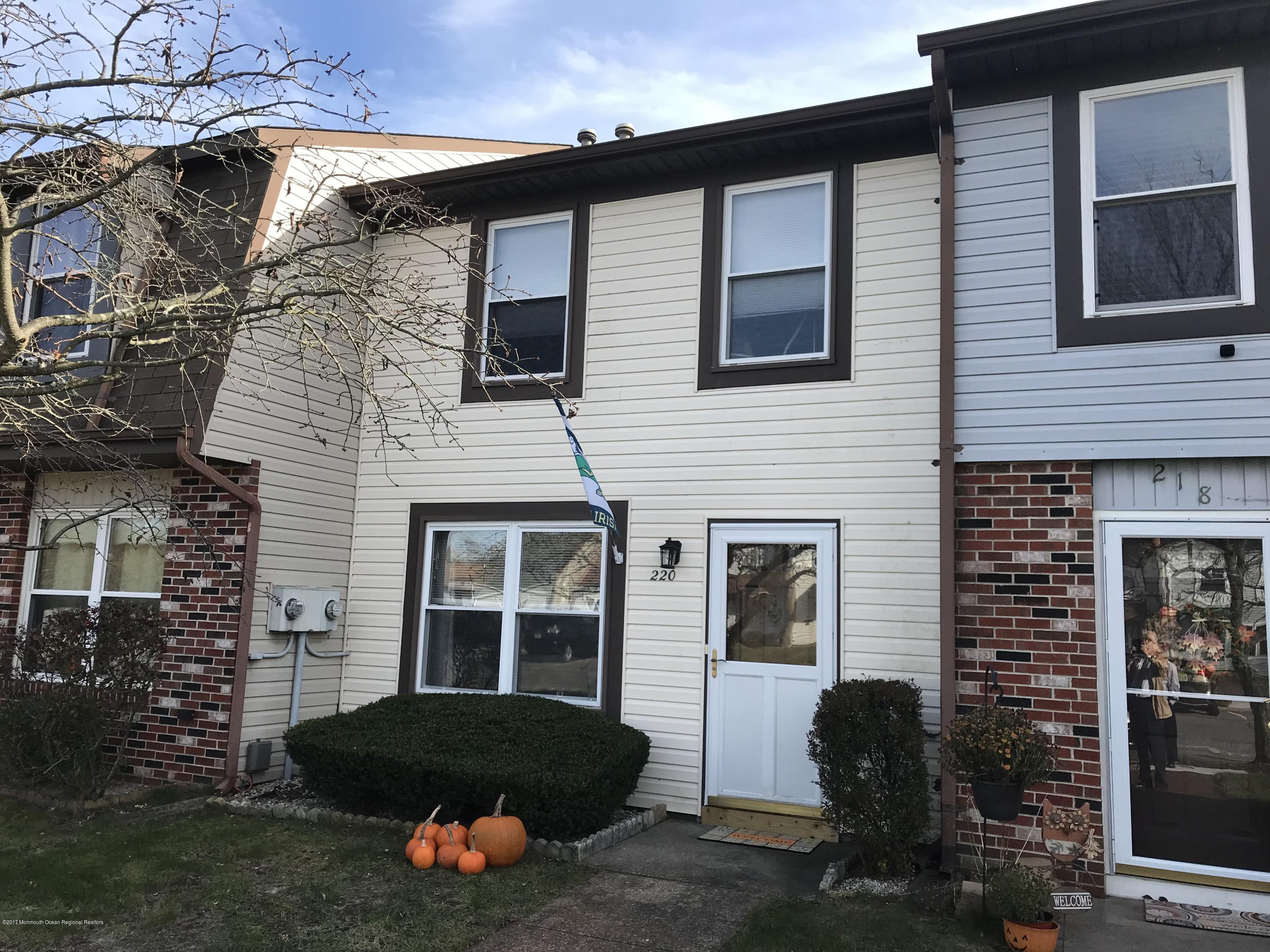 220 Greenwood Loop Road Brick, NJ 08724 - Photo 1 of 8 220 front