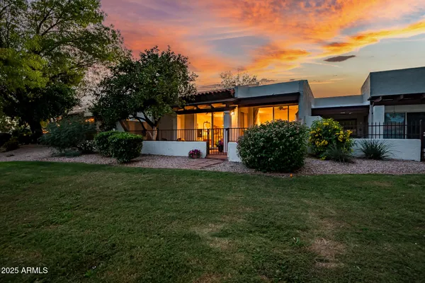 $629,900 | 11625 North 40th Way, Phoenix, AZ 85028