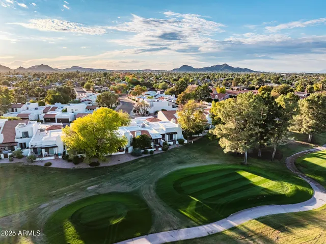 $669,000 | 11625 North 40th Way, Phoenix, AZ 85028