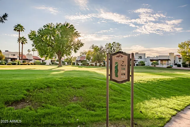 $669,000 | 11625 North 40th Way, Phoenix, AZ 85028