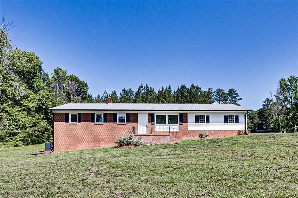 995 Farmer Road Denton, NC 27239 - Photo 1 of 33