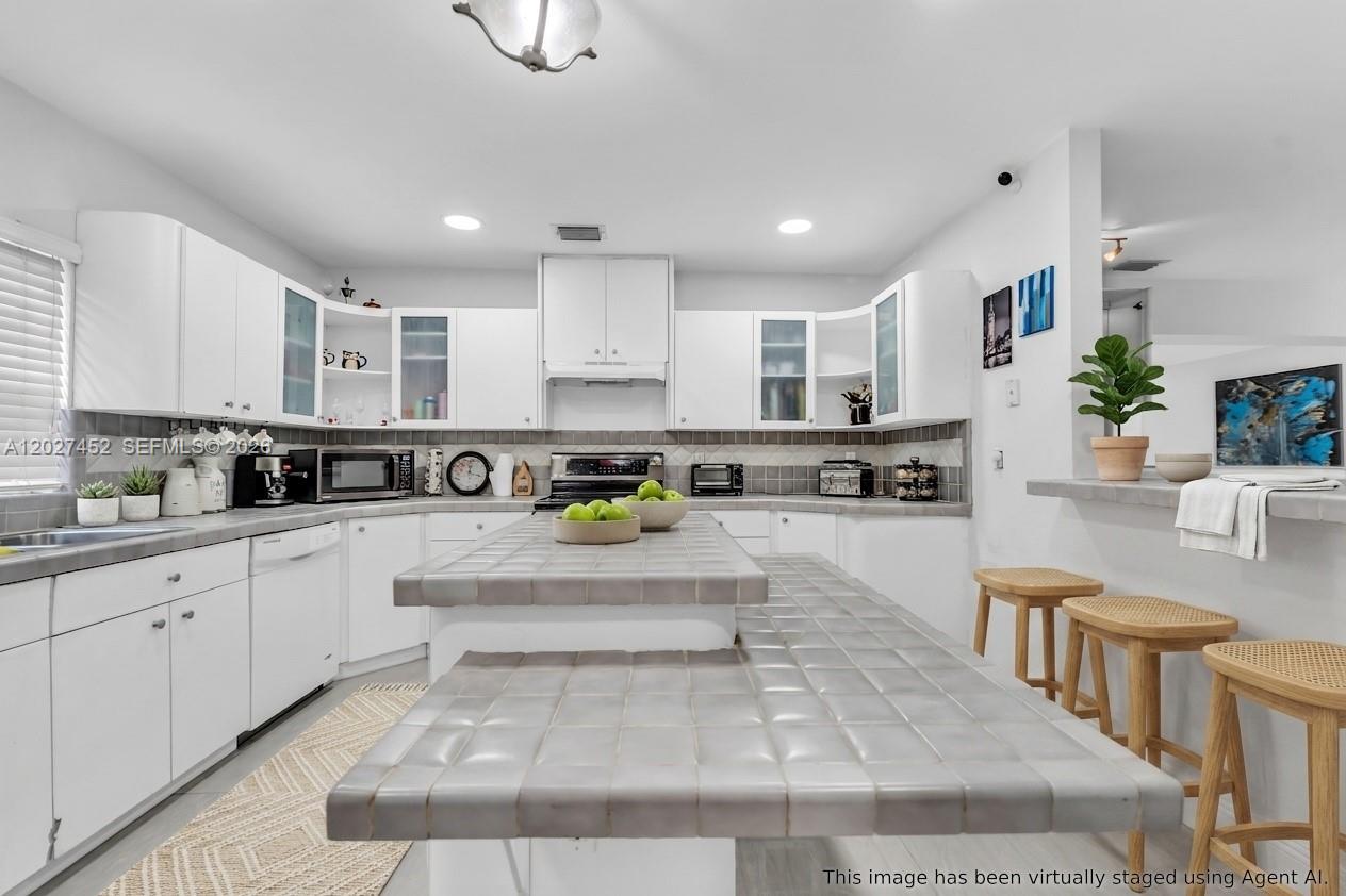 6284 Southwest 26th Street Miami, FL 33155 - Photo 22 of 74 kitchen rendering