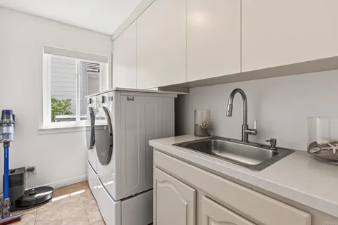 $2,349,000 | 1151 Kildeer Court, Encinitas, CA 92024