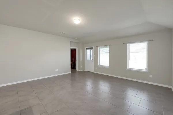 $2,000 | 3310 Scout Island, Katy, TX 77494