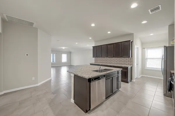 $2,000 | 3310 Scout Island, Katy, TX 77494