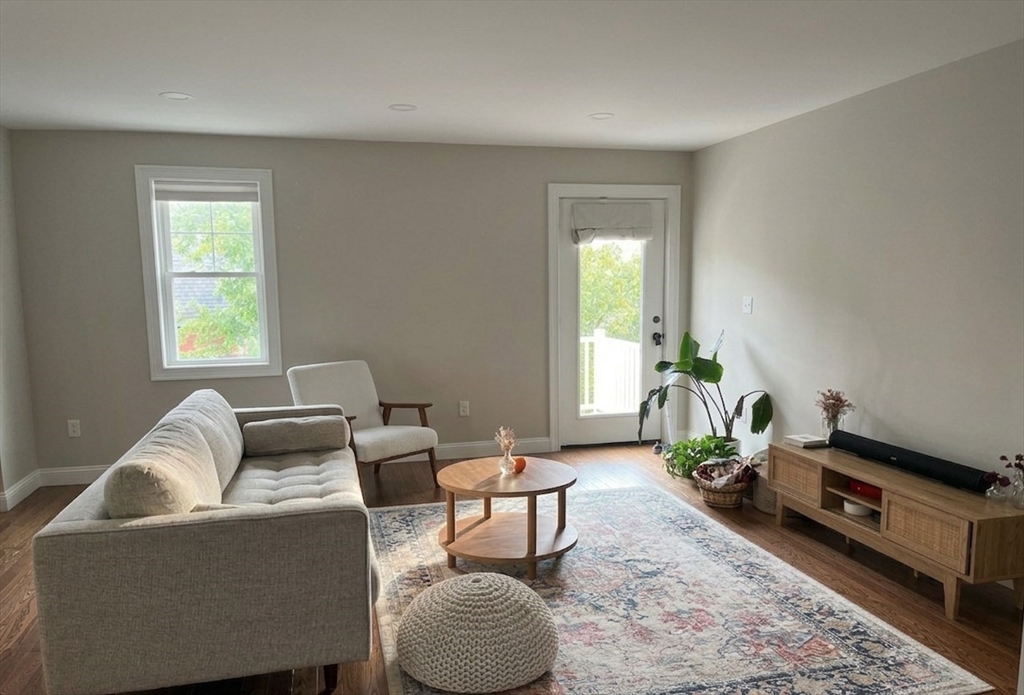 57 Castine Street, Unit 1 Worcester, MA 01606 - Photo 6 of 27