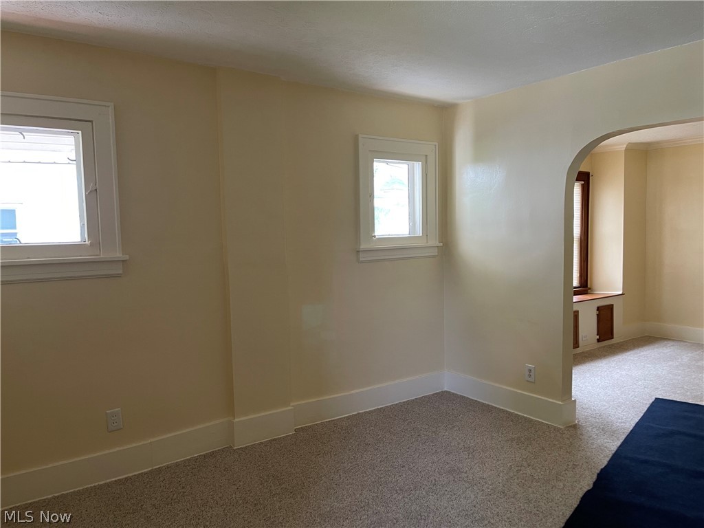 628 Garry Road Akron, OH 44305 - Photo 5 of 20