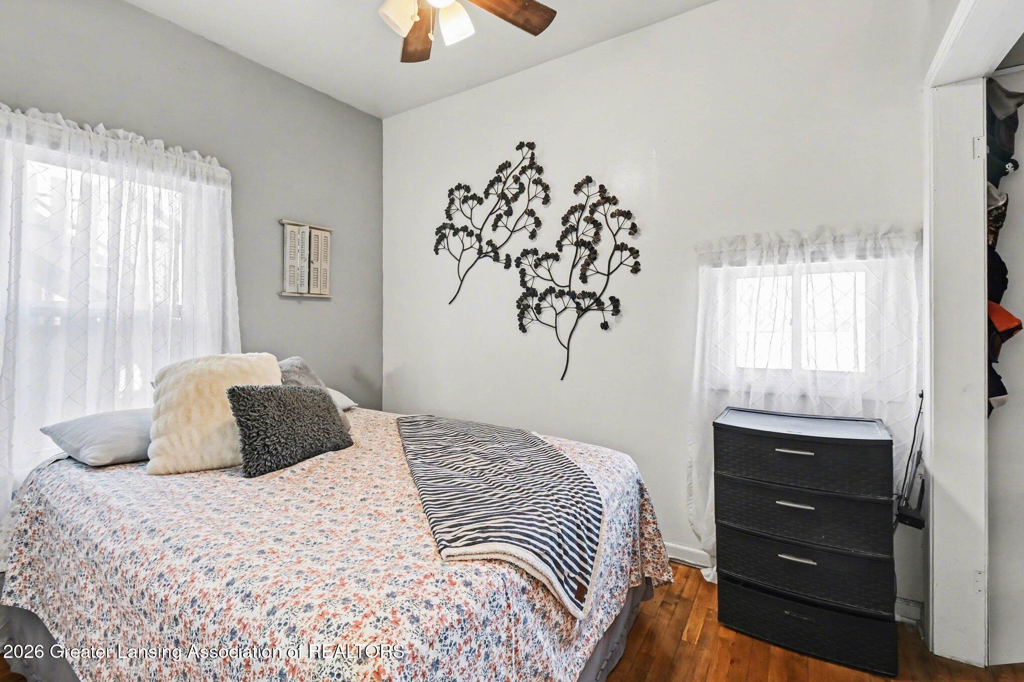 514 North Walnut Street Lansing, MI 48933 - Photo 8 of 30 012_file_4930