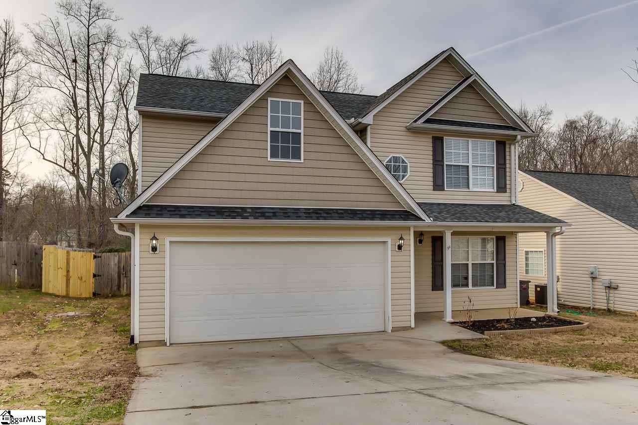 204 Catterick Way Fountain Inn, SC 29644 - Photo 2 of 33 Gallery Image 2