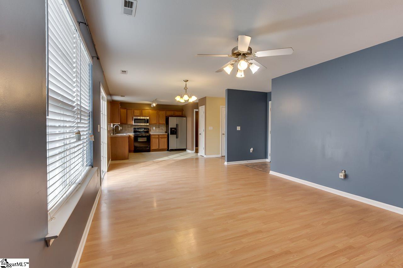 204 Catterick Way Fountain Inn, SC 29644 - Photo 14 of 33 Gallery Image 14