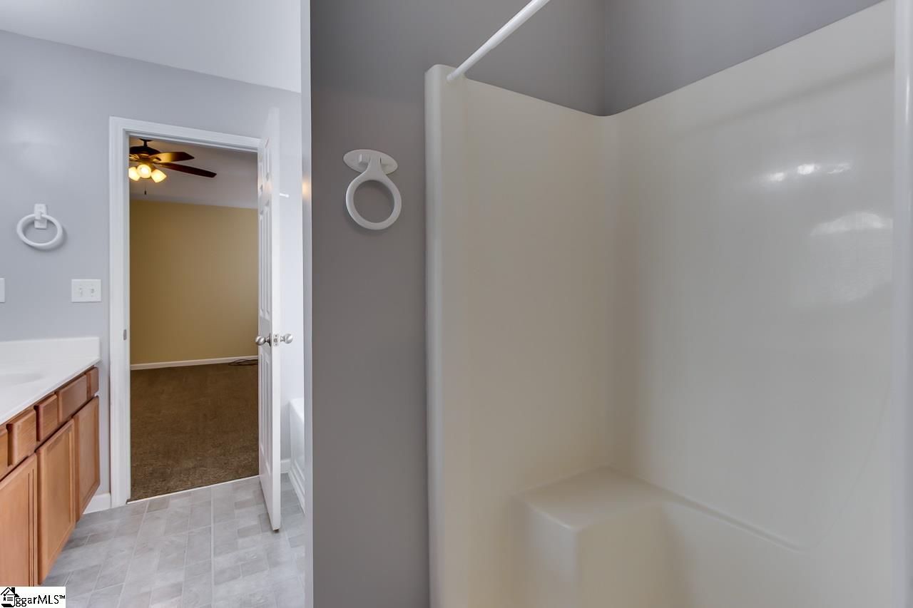204 Catterick Way Fountain Inn, SC 29644 - Photo 23 of 33 Gallery Image 23