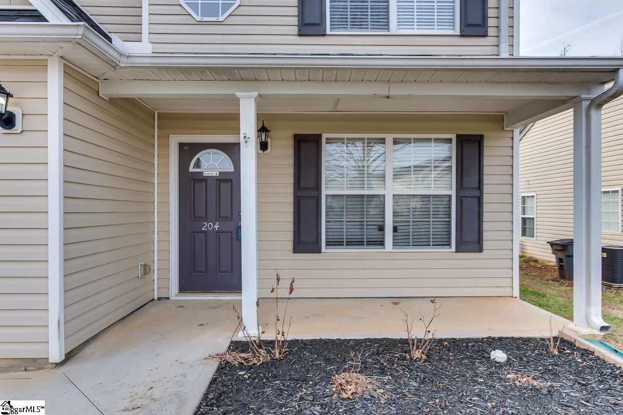 204 Catterick Way Fountain Inn, SC 29644 - Photo 4 of 33 Gallery Image 4