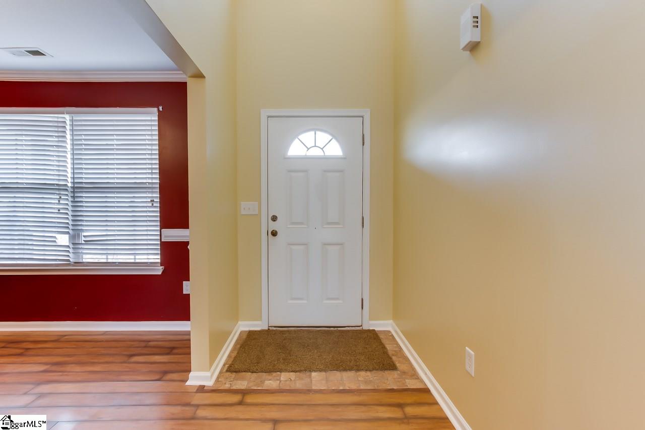 204 Catterick Way Fountain Inn, SC 29644 - Photo 5 of 33 Gallery Image 5